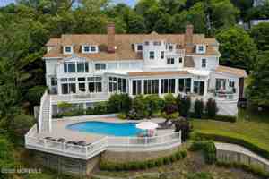 featured image of 160 Portland Rd