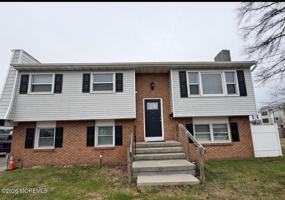 featured image of 2133 Bridge Ave