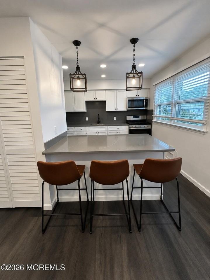 2133 Bridge Ave - Photo 5 of 11