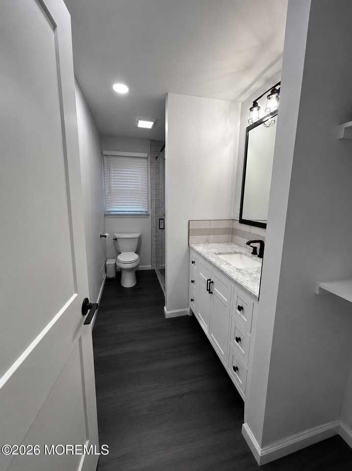 2133 Bridge Ave - Photo 7 of 11