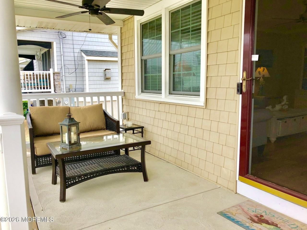 213 Washington Ave - Photo 2 of 17