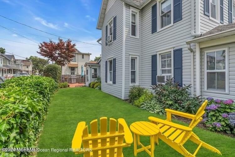 113 Webb Ave - Photo 6 of 31