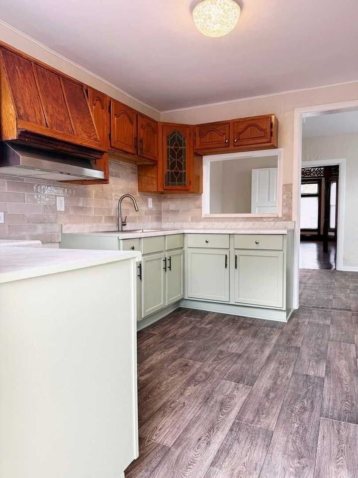 2451 W Jackson Blvd - Photo 5 of 10