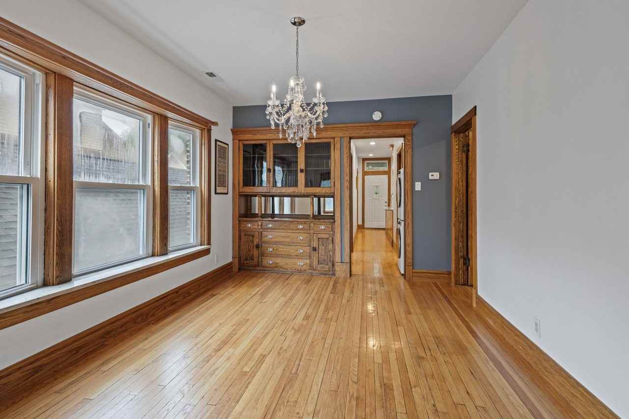 1648 N Saint Louis Ave #2 - Photo 5 of 41