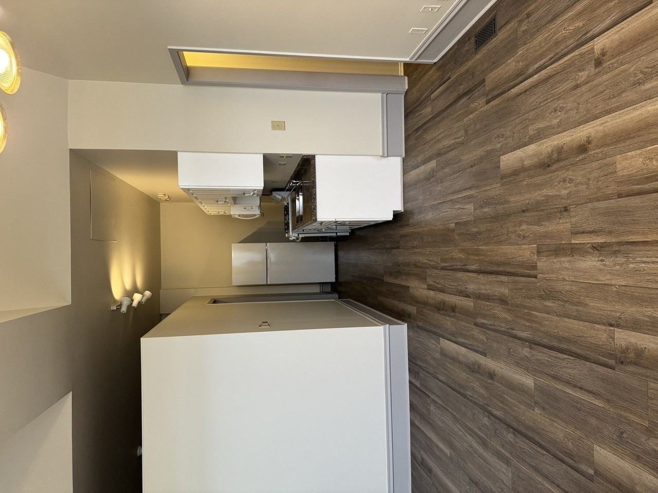 204 E Washington St #204 - Photo 3 of 13
