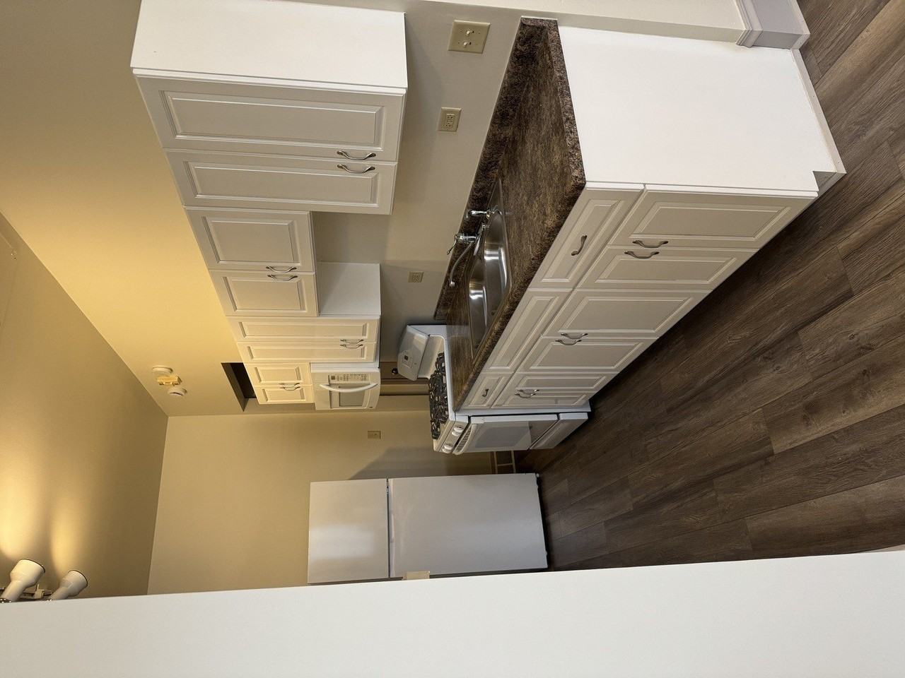 204 E Washington St #204 - Photo 4 of 13