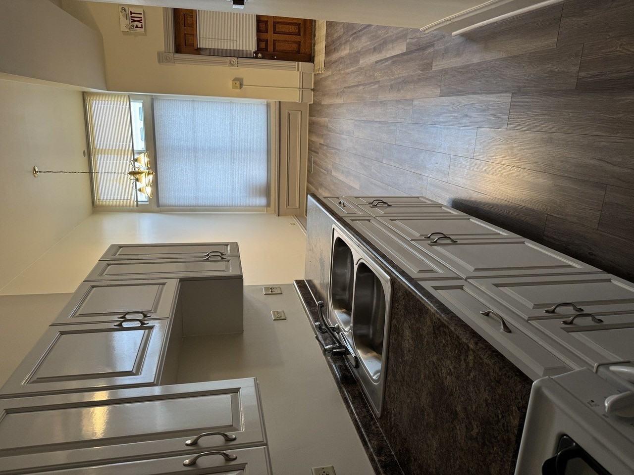 204 E Washington St #204 - Photo 6 of 13