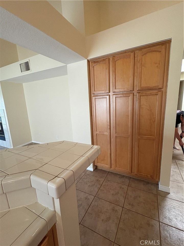 7149 Rockspring Ln - Photo 4 of 29