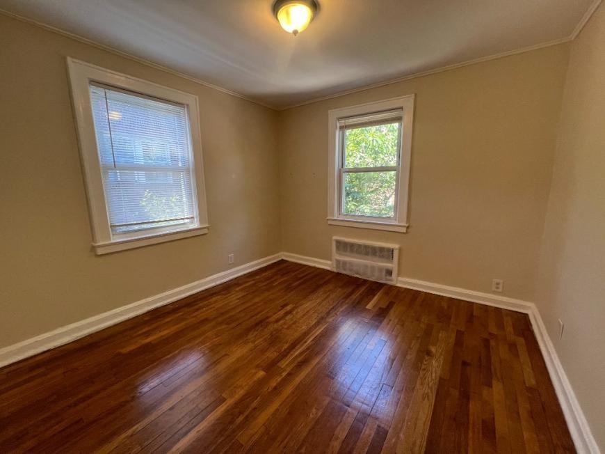4145 47th St - Photo 3 of 10