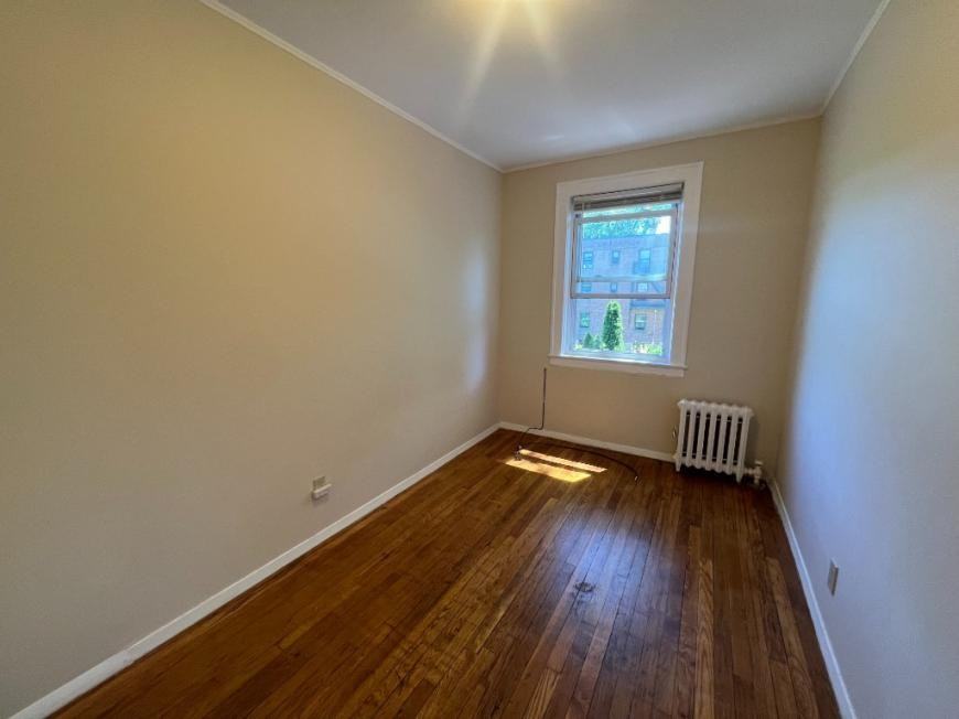 4145 47th St - Photo 6 of 10