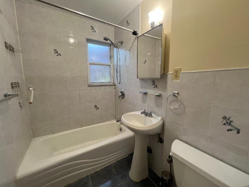 4145 47th St - Photo 7 of 10
