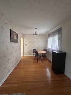 1445 Grey St - Photo 4 of 10