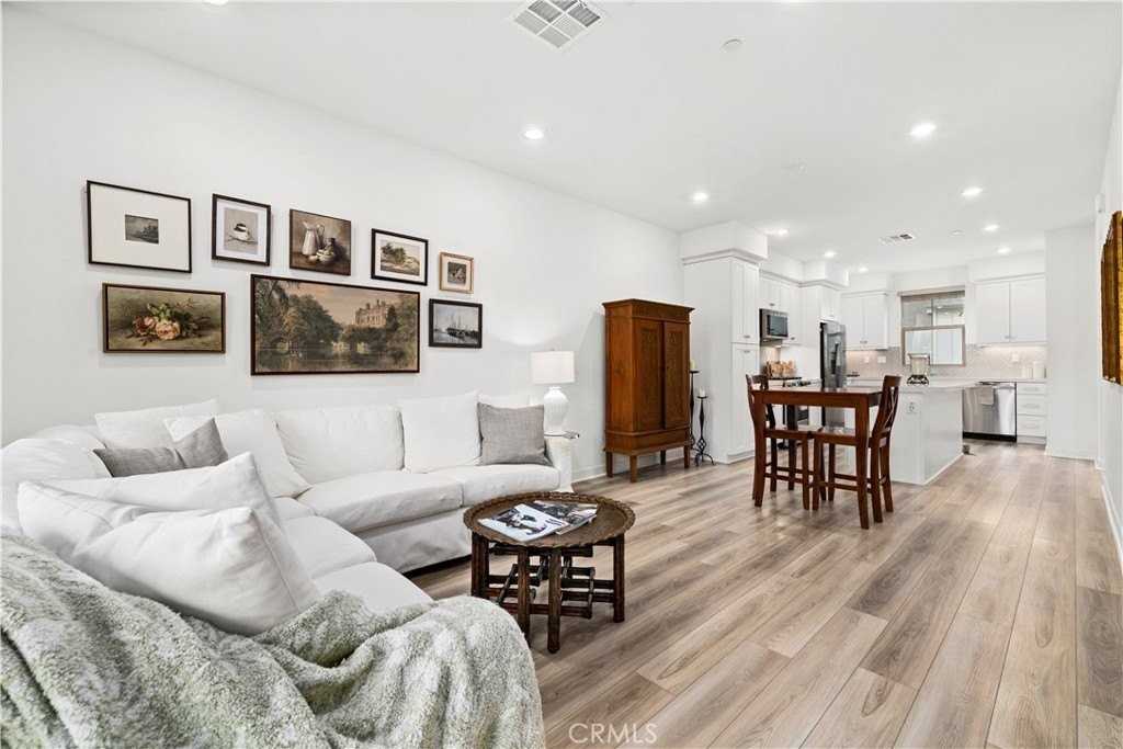 192 Juniper Dr - Photo 6 of 24