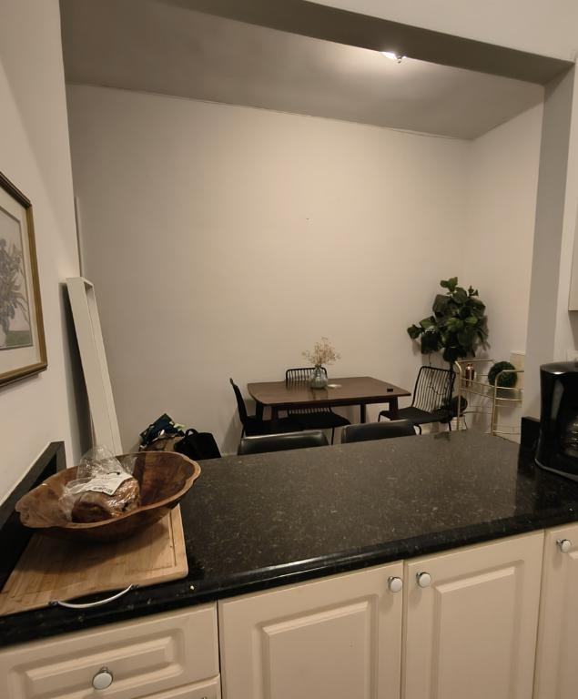 172 E 91st St - Photo 3 of 6