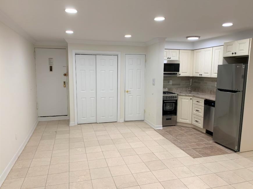57 E 77th St - Photo 2 of 10