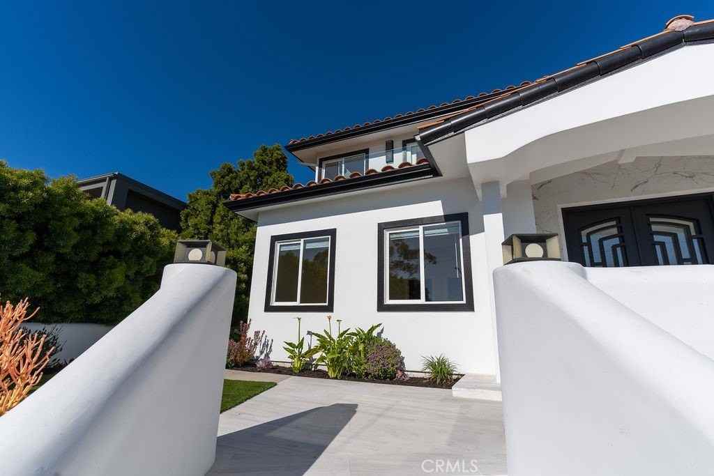 2850 Zell Dr - Photo 6 of 50