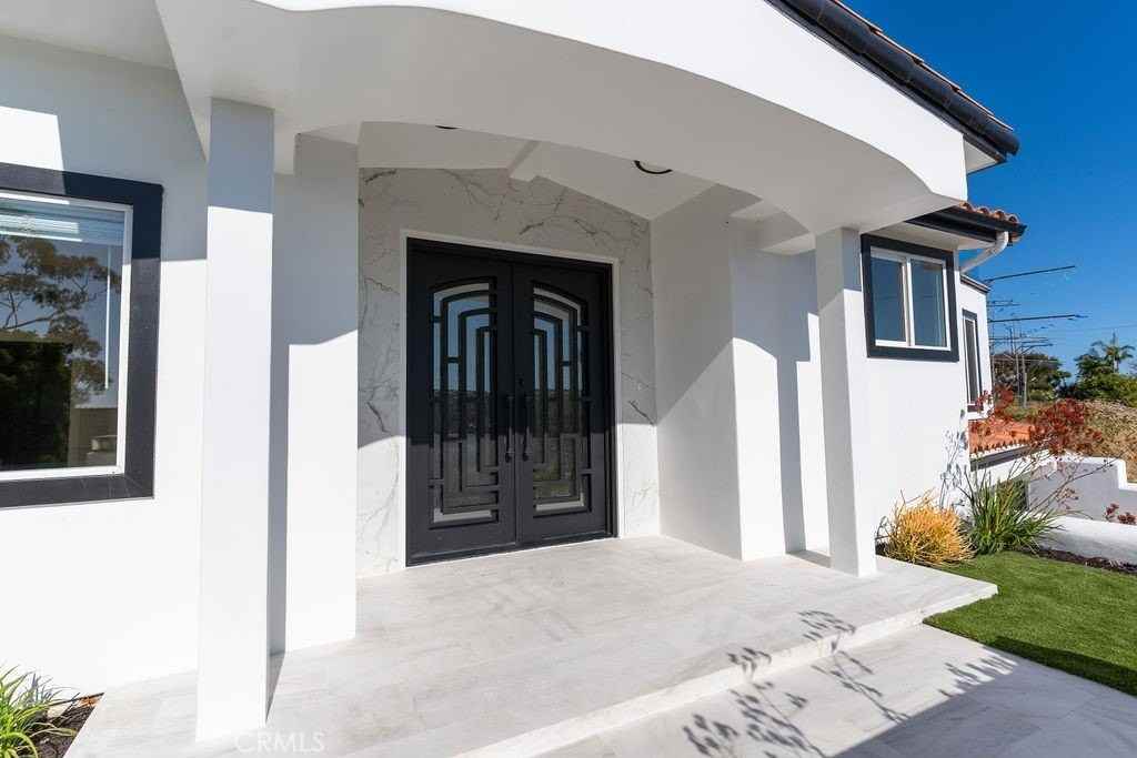 2850 Zell Dr - Photo 7 of 50