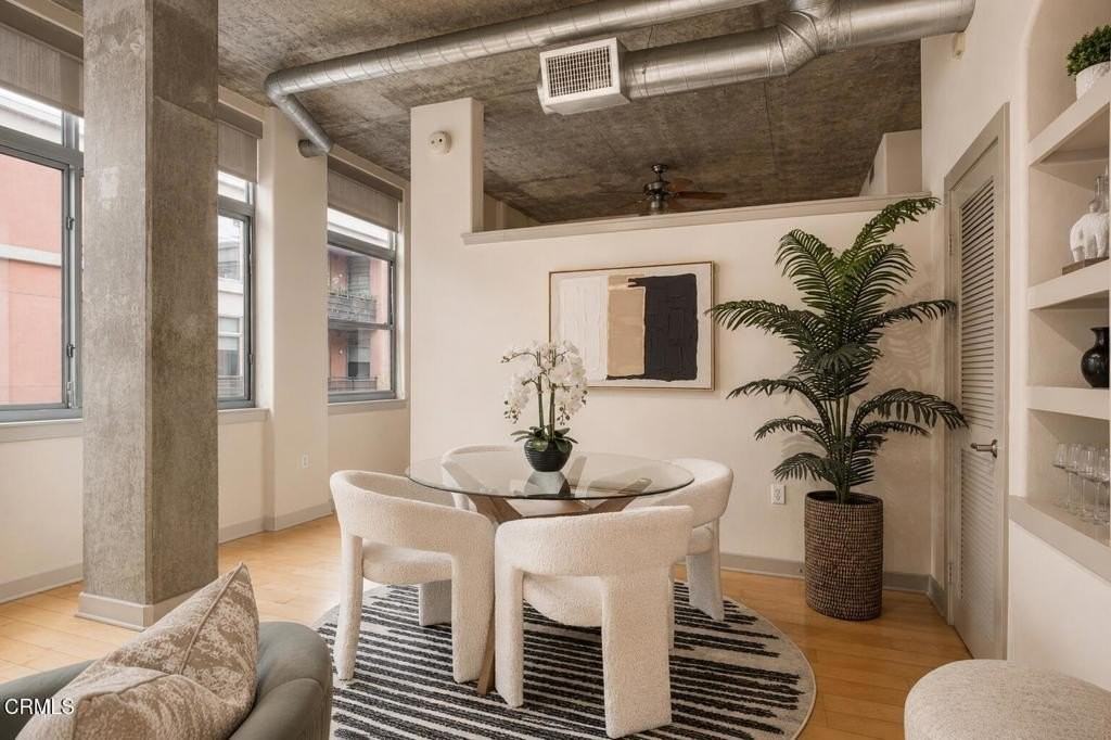 840 E Green St #309 - Photo 7 of 30