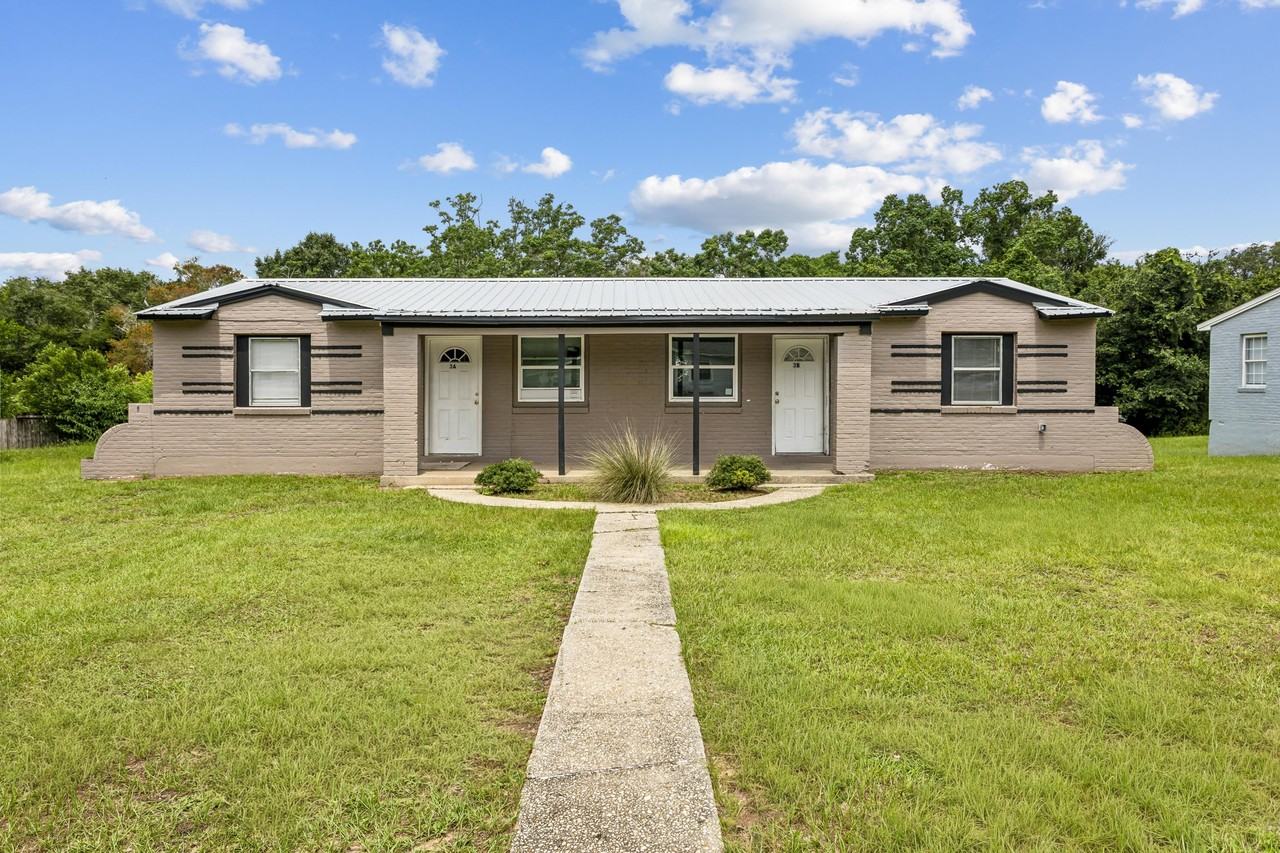 3 Ellinor Ct #B - Photo 2 of 18
