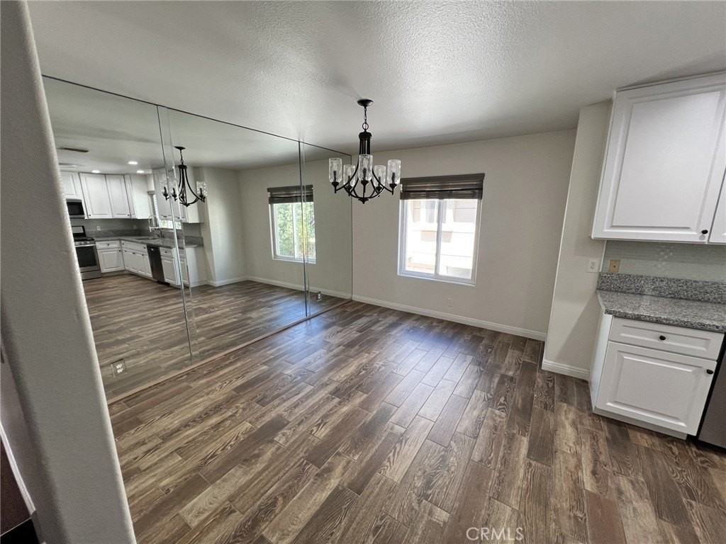 15750 Devonshire St - Photo 7 of 20