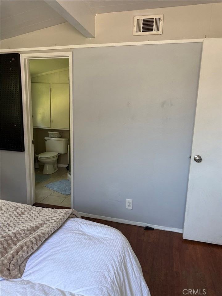 17802 E Edna Pl - Photo 4 of 9