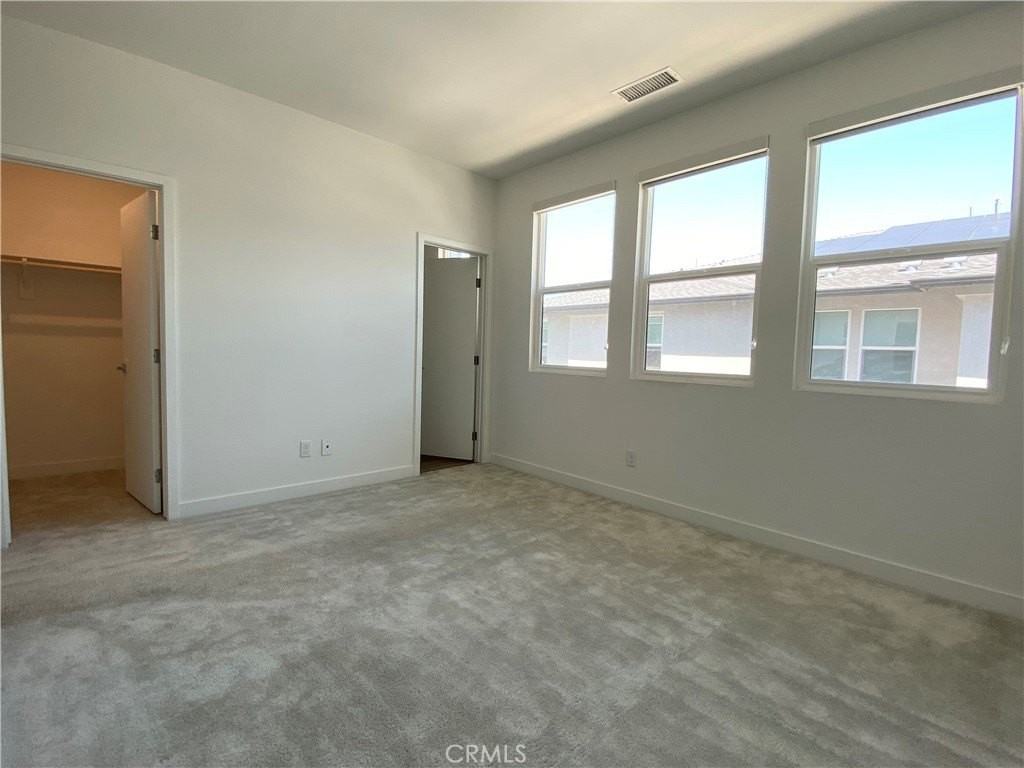 1319 W Cara Dr - Photo 6 of 17