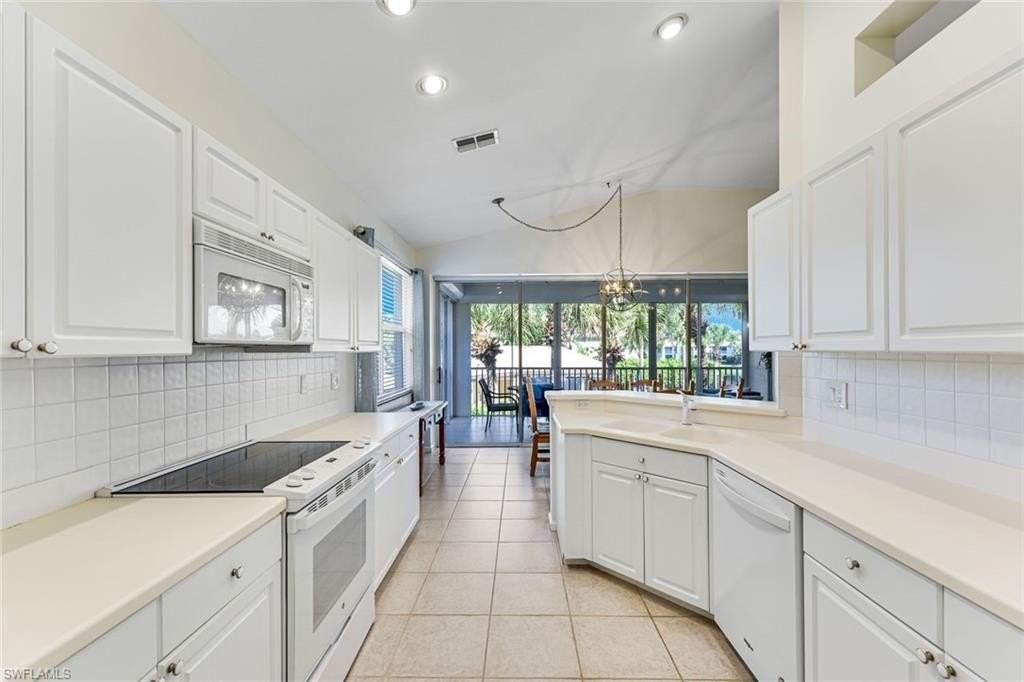 7720 Gardner Dr #201 - Photo 3 of 29