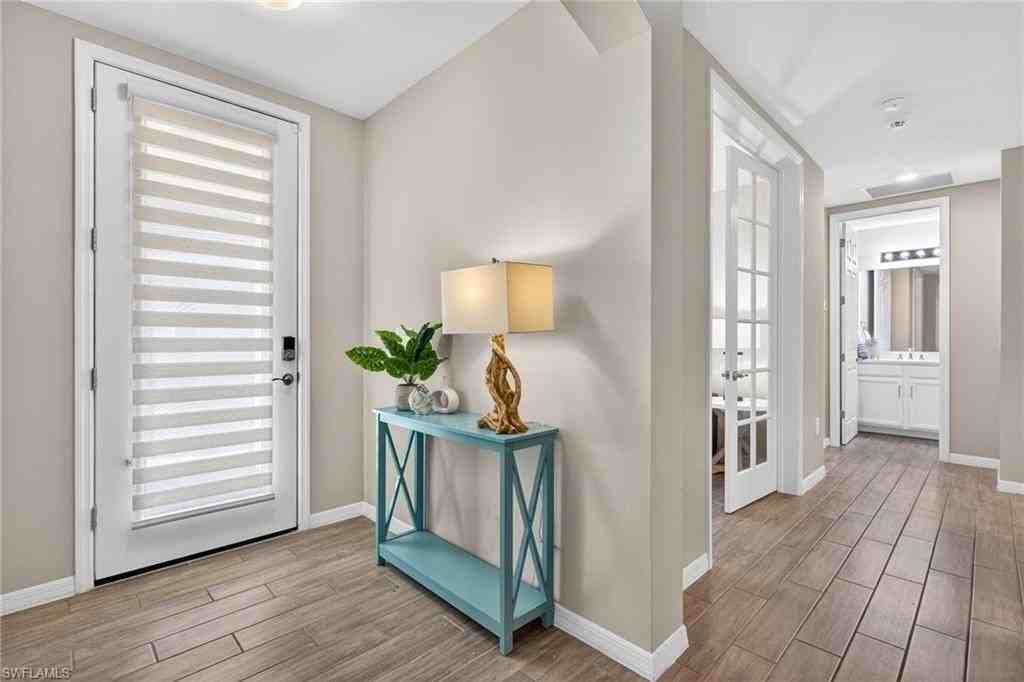 14567 Edgewater Cir - Photo 2 of 43