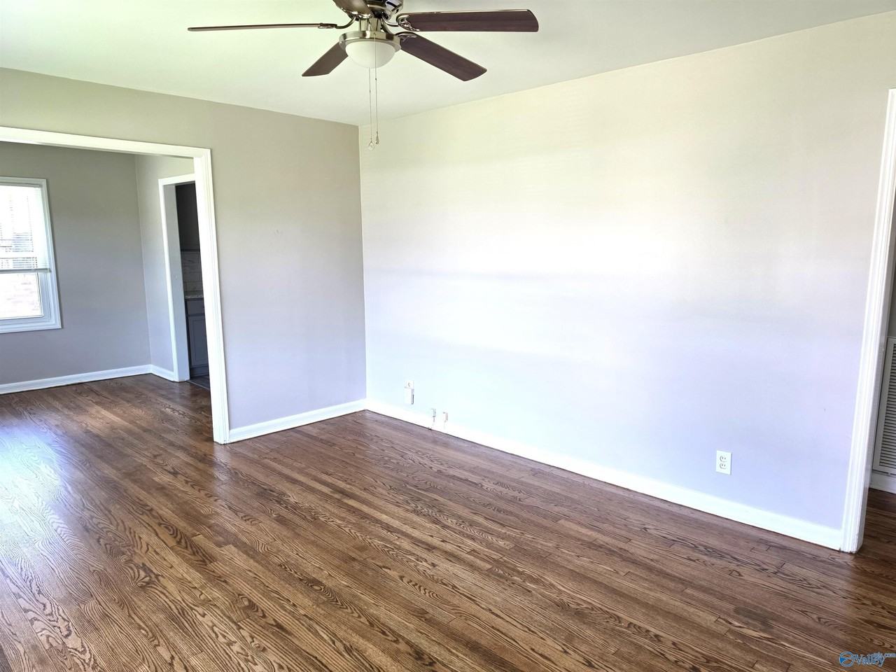 507 Redbud Dr Nw - Photo 2 of 15