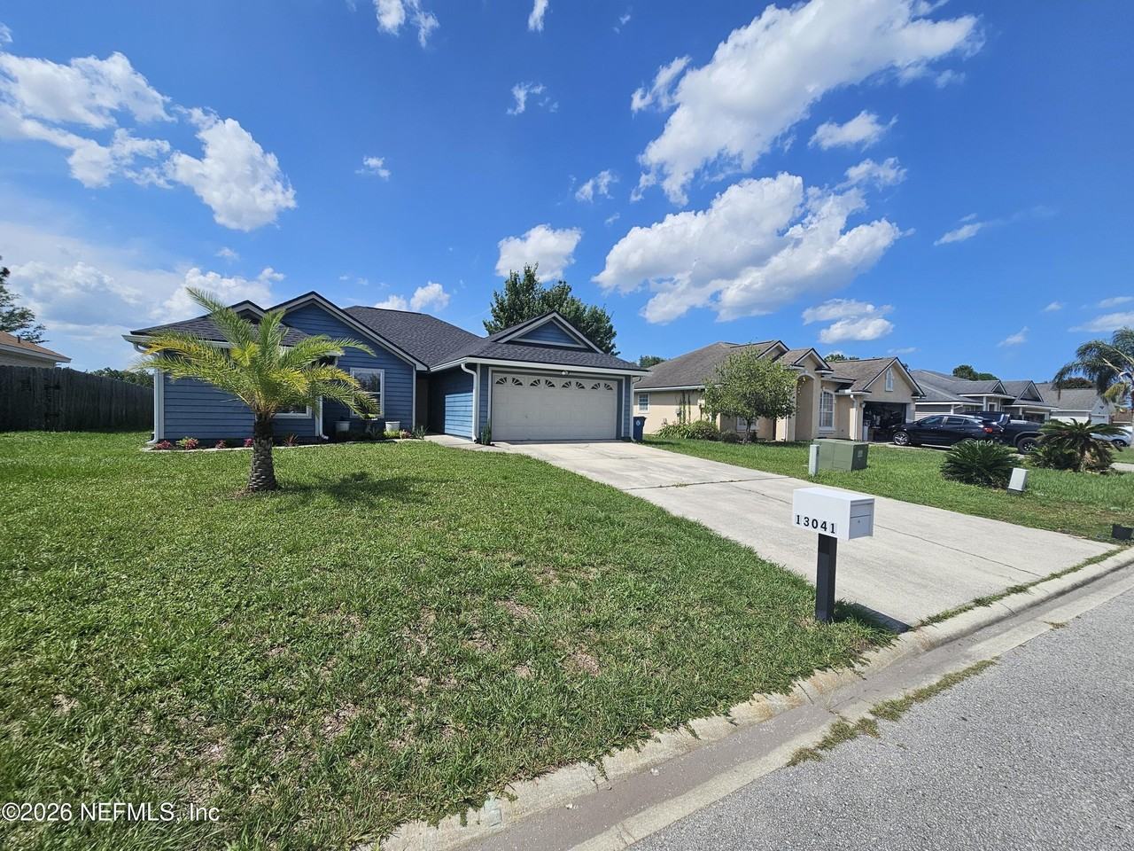 13041 Staffordshire Dr S - Photo 2 of 21
