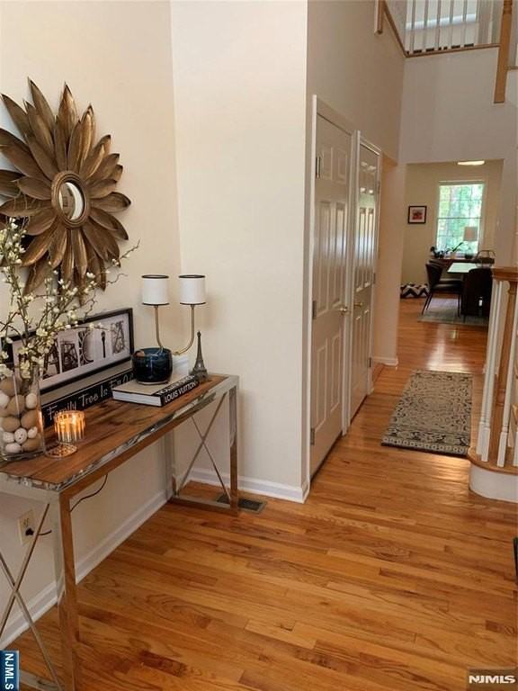 120 Greenway - Photo 2 of 12
