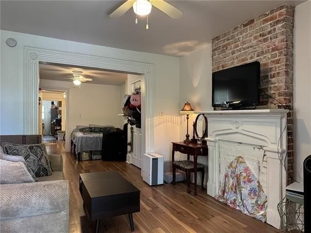 2933 Saint Philip St #B - Photo 4 of 13