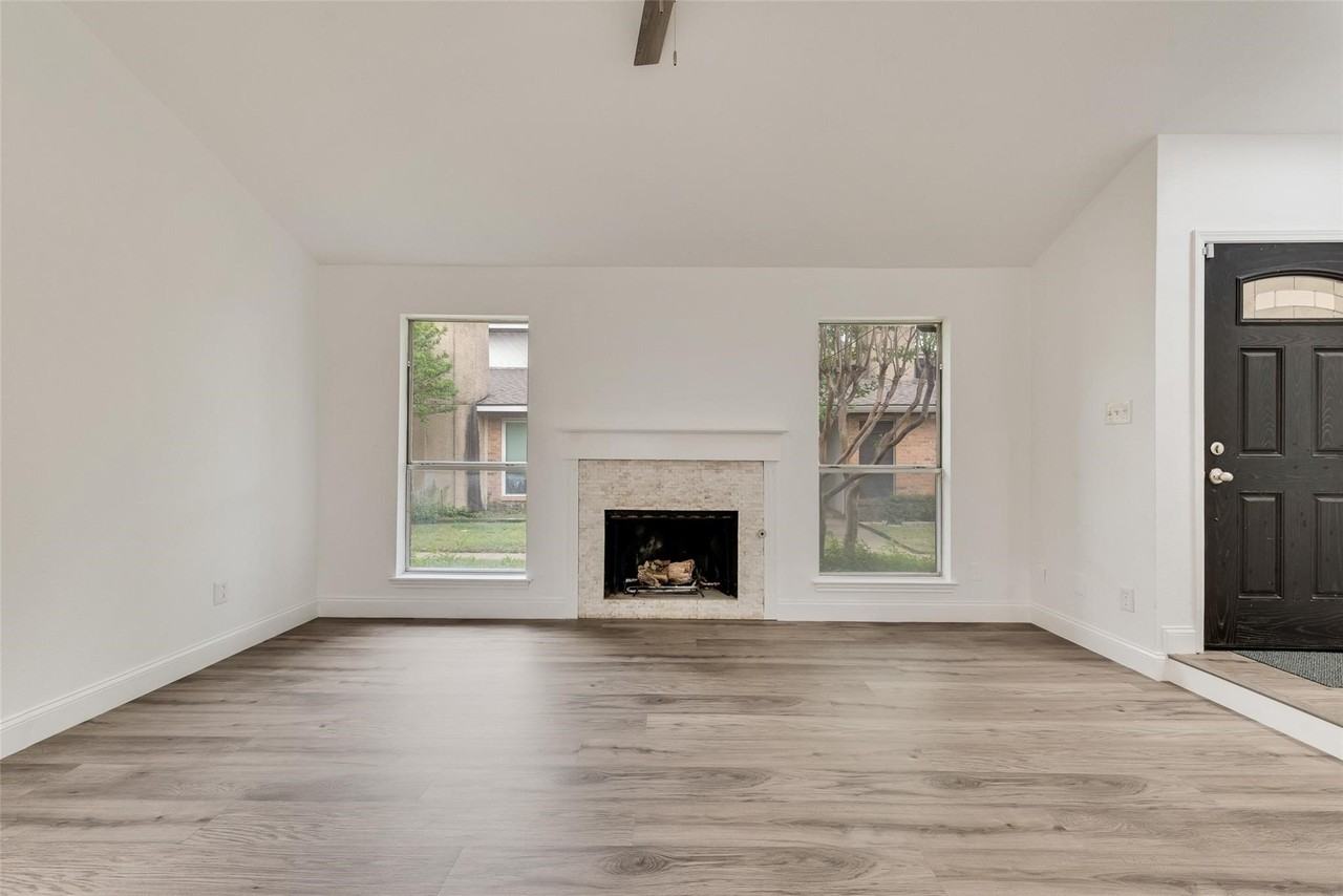 4938 Regal Blf - Photo 3 of 23