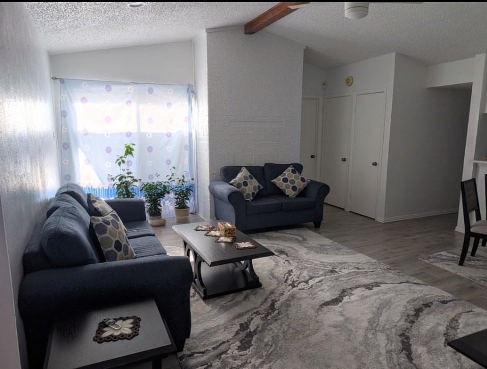 2912 Nova Dr - Photo 2 of 7