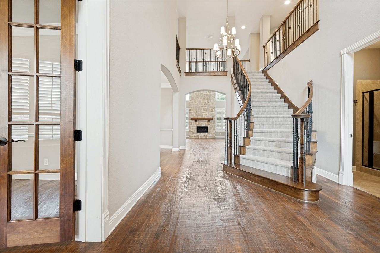 2416 Top Rail Ln - Photo 2 of 34