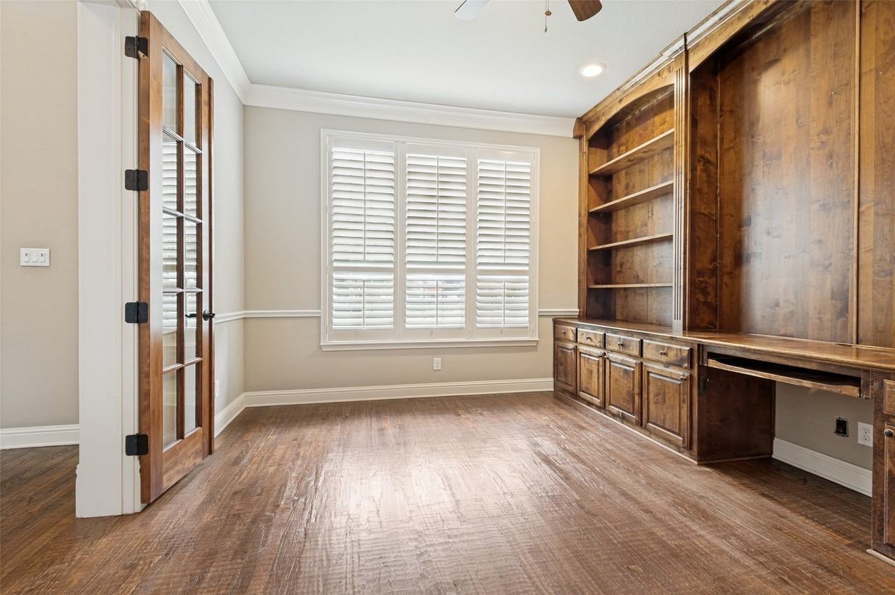2416 Top Rail Ln - Photo 3 of 34