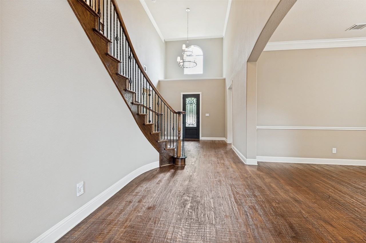 2416 Top Rail Ln - Photo 6 of 34