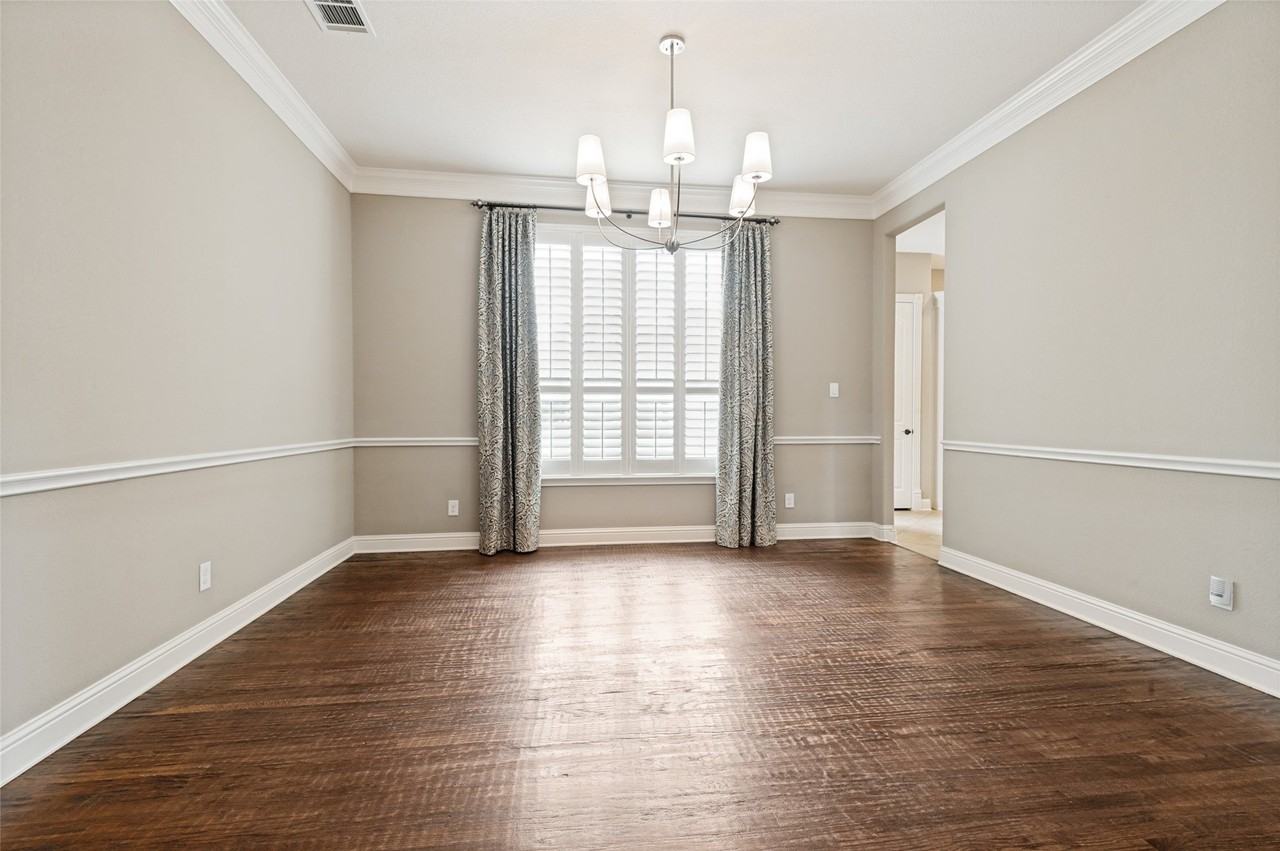 2416 Top Rail Ln - Photo 7 of 34