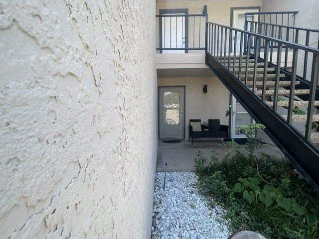 835 W Harwood Rd #C - Photo 3 of 21