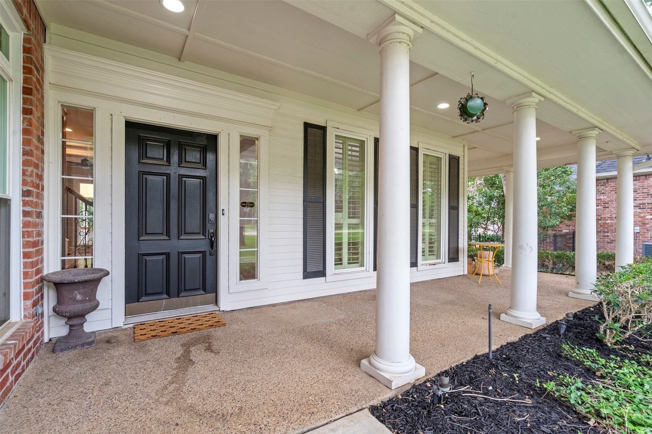 1025 Hardwick Trl - Photo 3 of 30