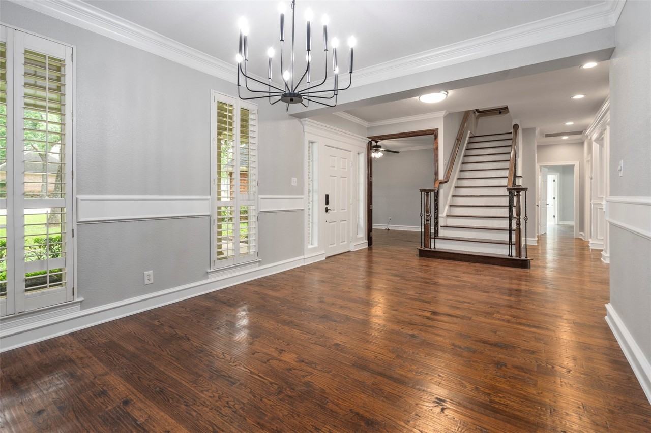1025 Hardwick Trl - Photo 4 of 30