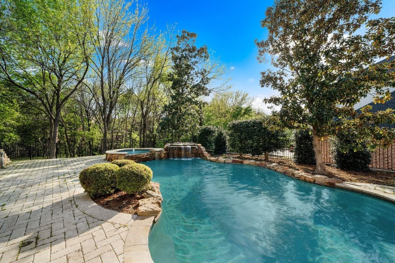 6363 Pintail Ln - Photo 2 of 40