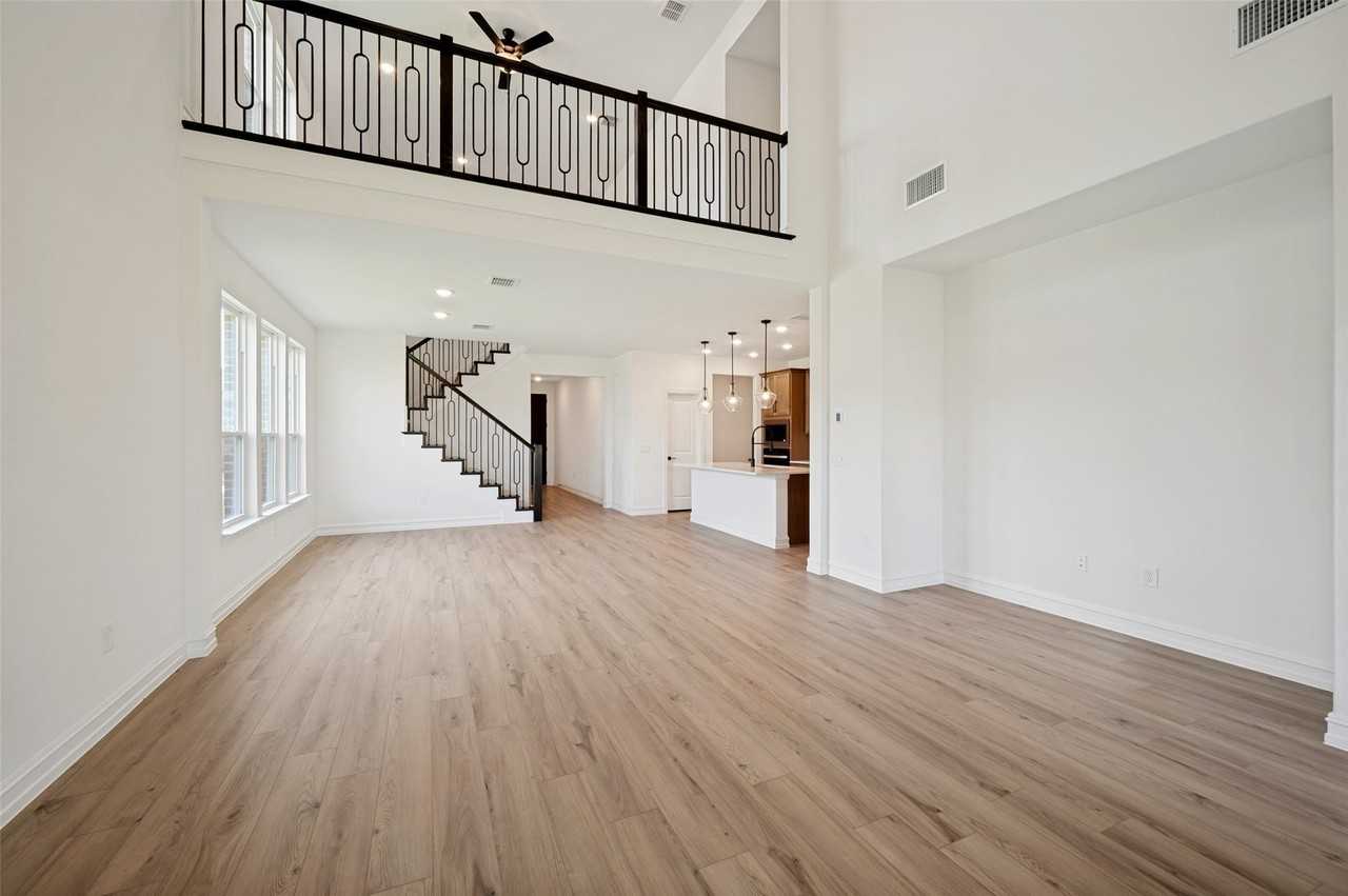 4225 Spanner Dr - Photo 5 of 15