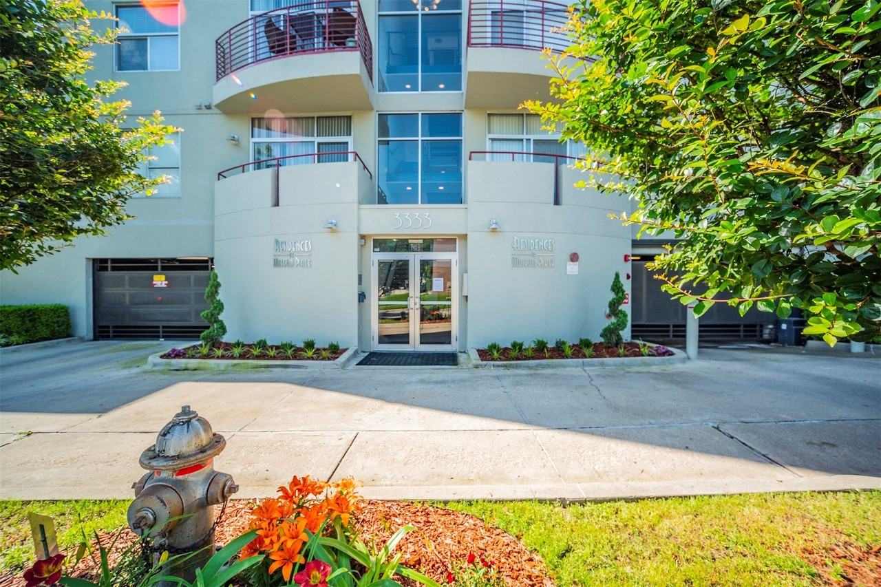 3333 Darcy St #2209