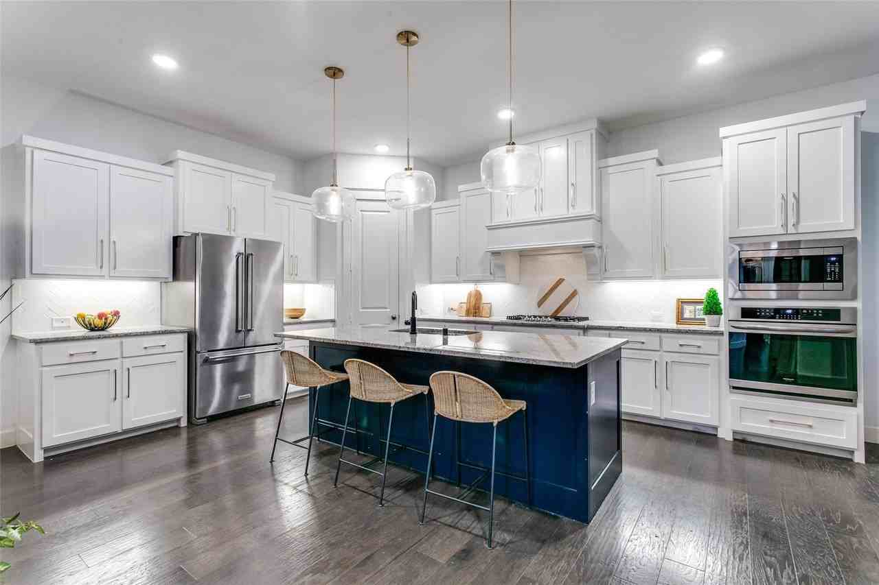 1258 Ocean Breeze Dr - Photo 5 of 22
