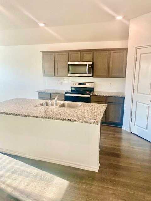 113 Alydar Ln - Photo 3 of 11