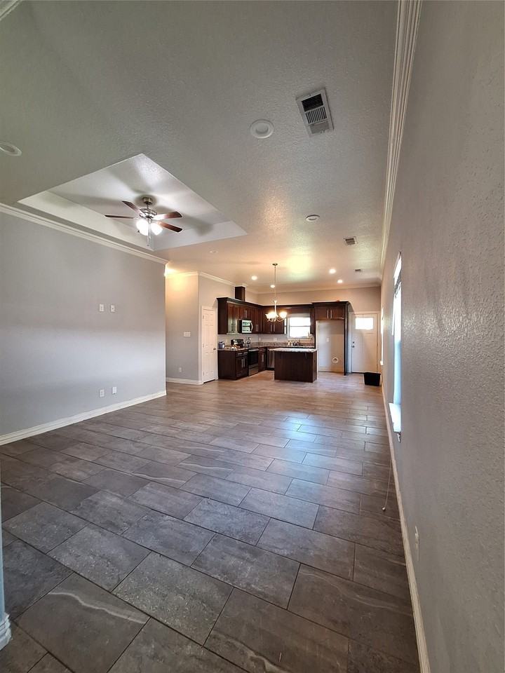 4107 Canada Dr - Photo 2 of 11