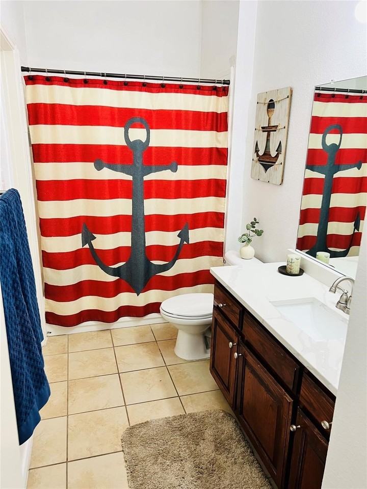 7709 Laughing Waters Trl - Photo 4 of 14