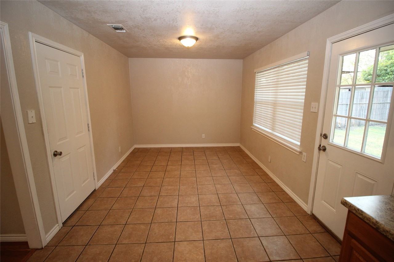 7820 Llano Ave - Photo 5 of 19