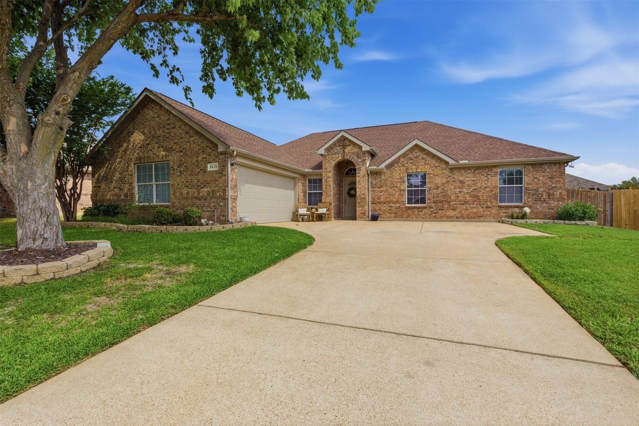 6413 Morning Dew Dr - Photo 3 of 30